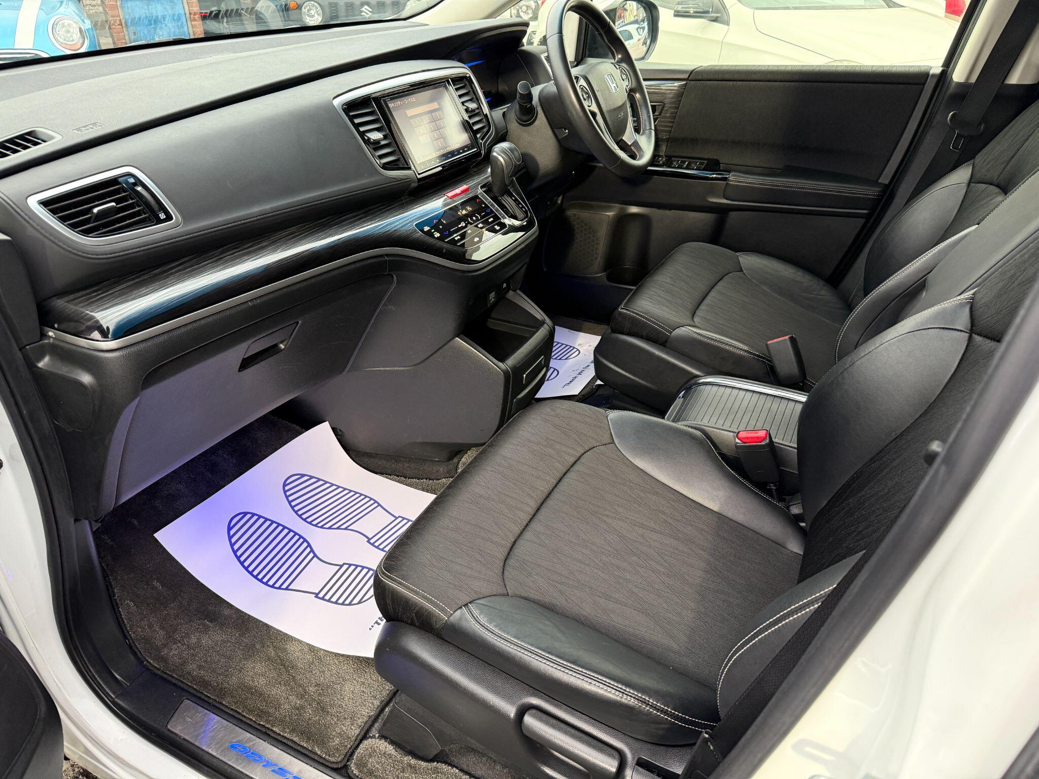 Honda Odyssey - Image 32