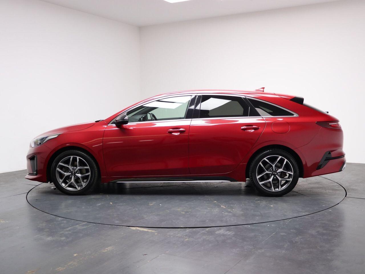 Kia ProCeed - Image 8