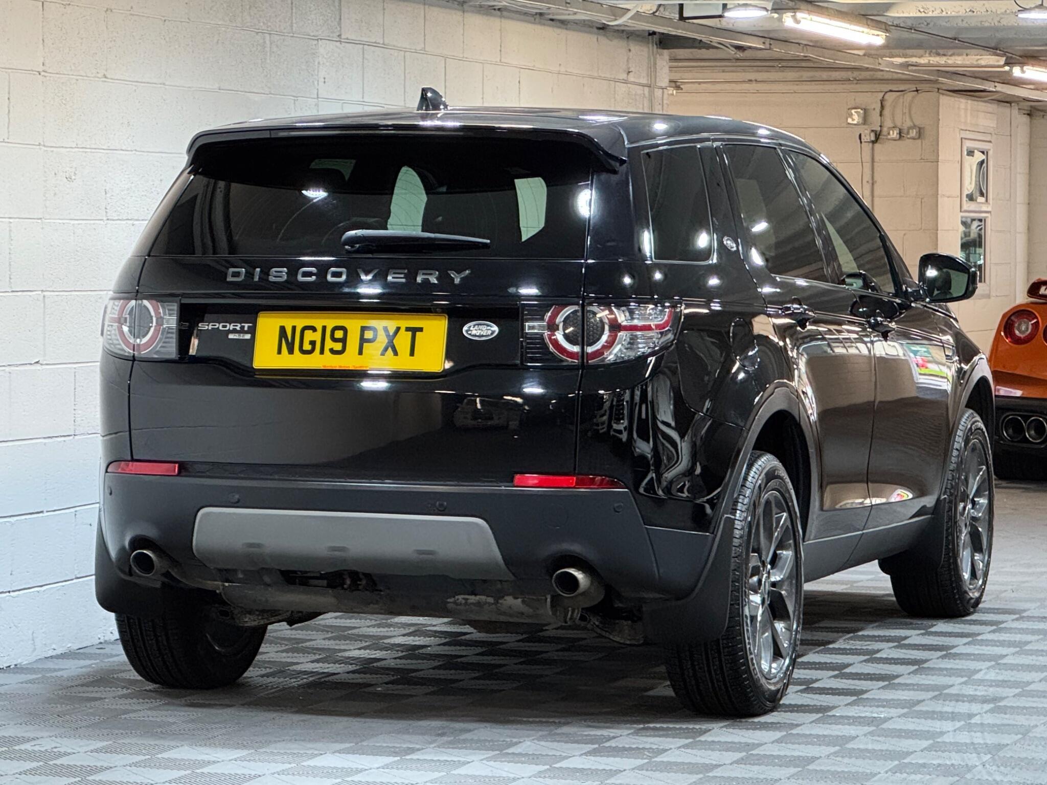 Land Rover DISCOVERY SPORT - Image 4