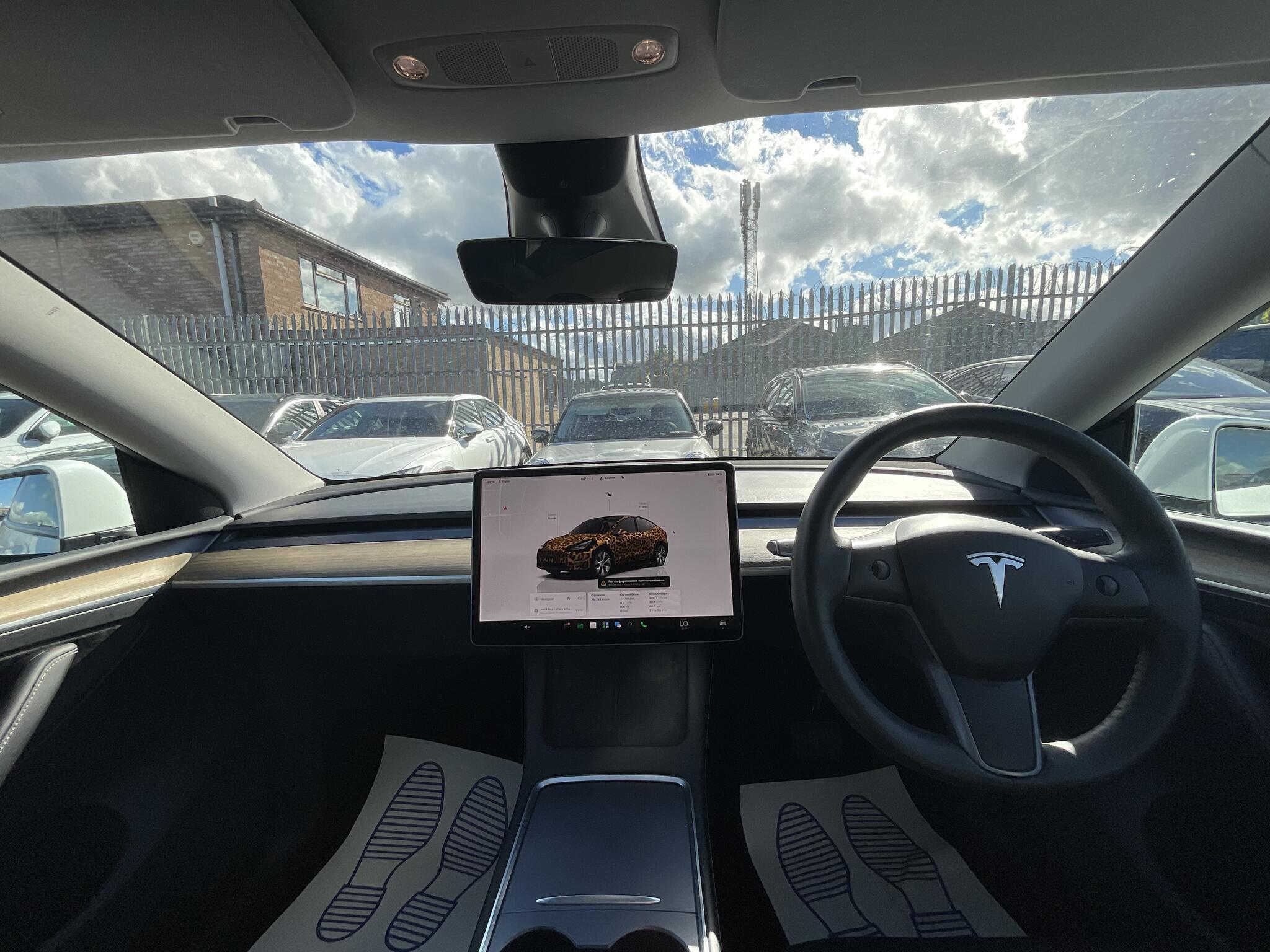Tesla Model Y - Image 6