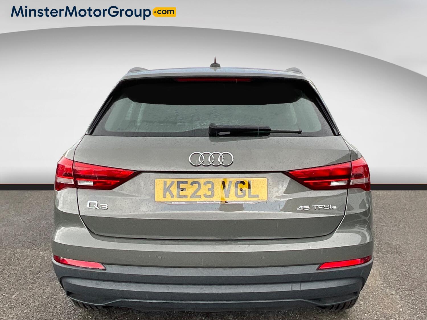 Audi Q3 - Image 3