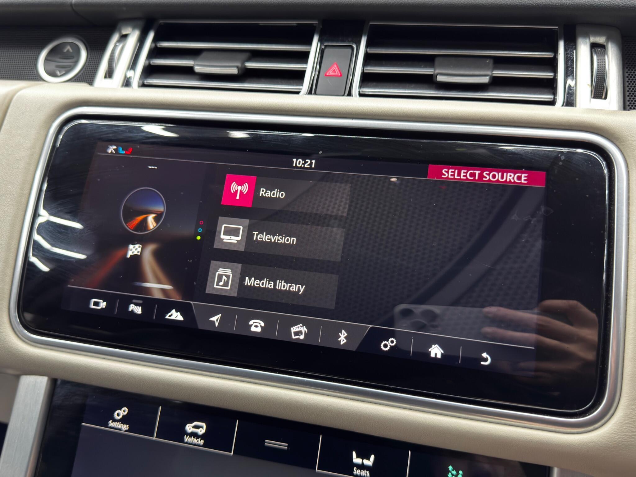 Land Rover Range Rover - Image 51