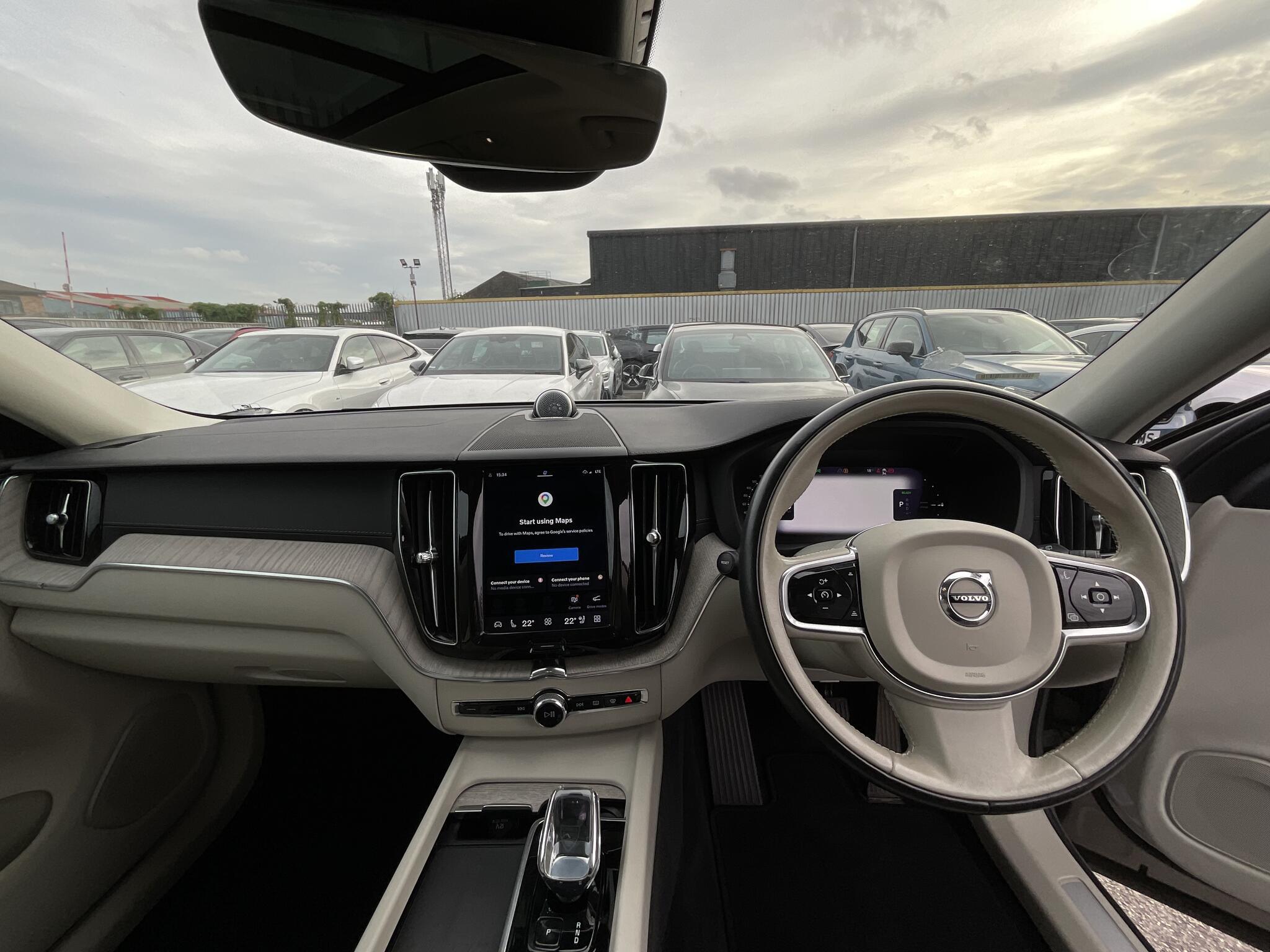Volvo XC60 - Image 19