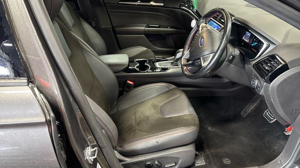 Ford Mondeo - Image 5