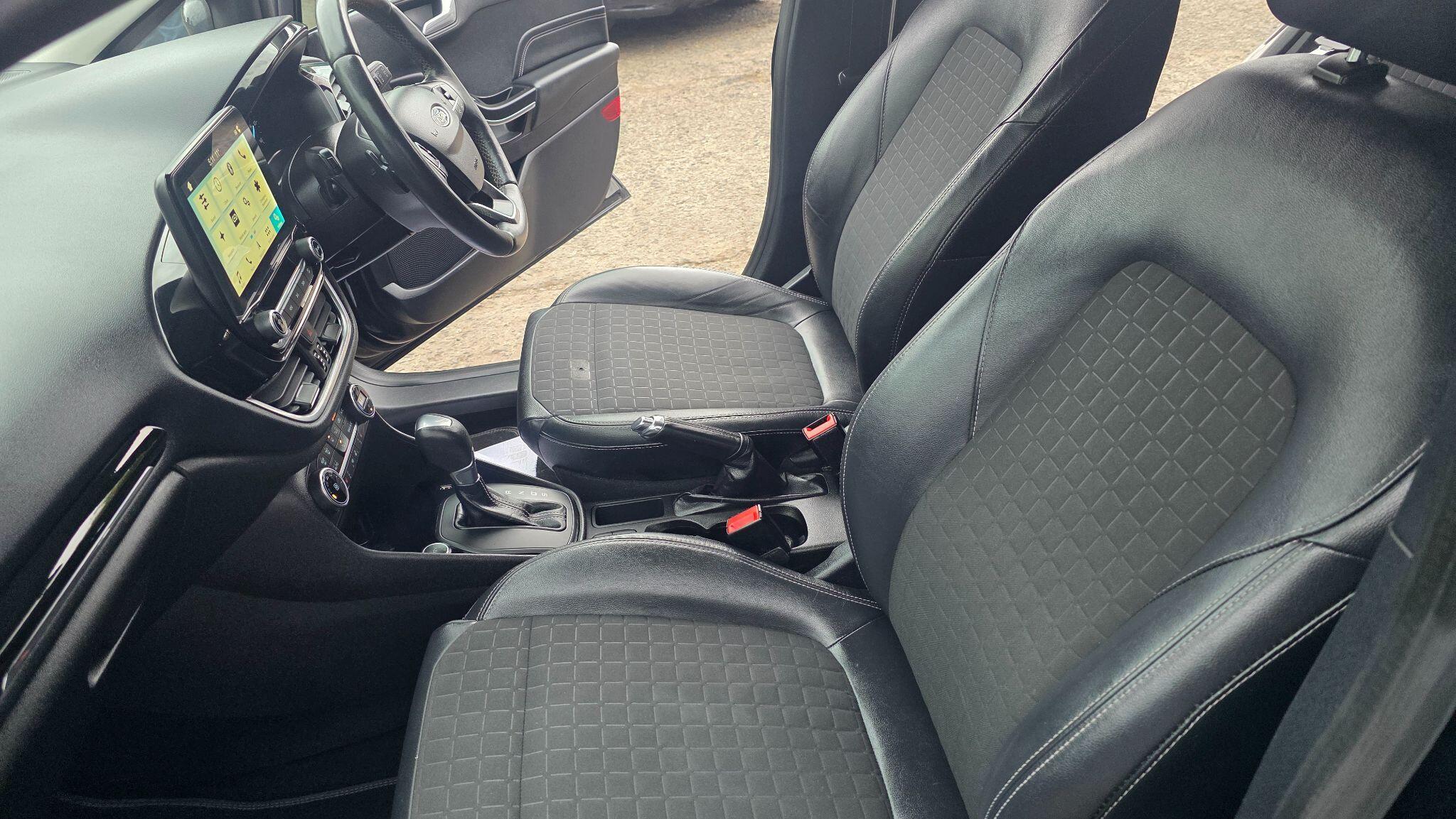 Ford Fiesta - Image 35