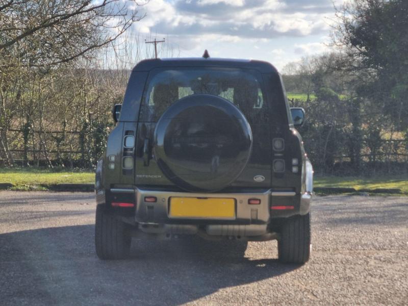 Land Rover Defender 90 - Image 10