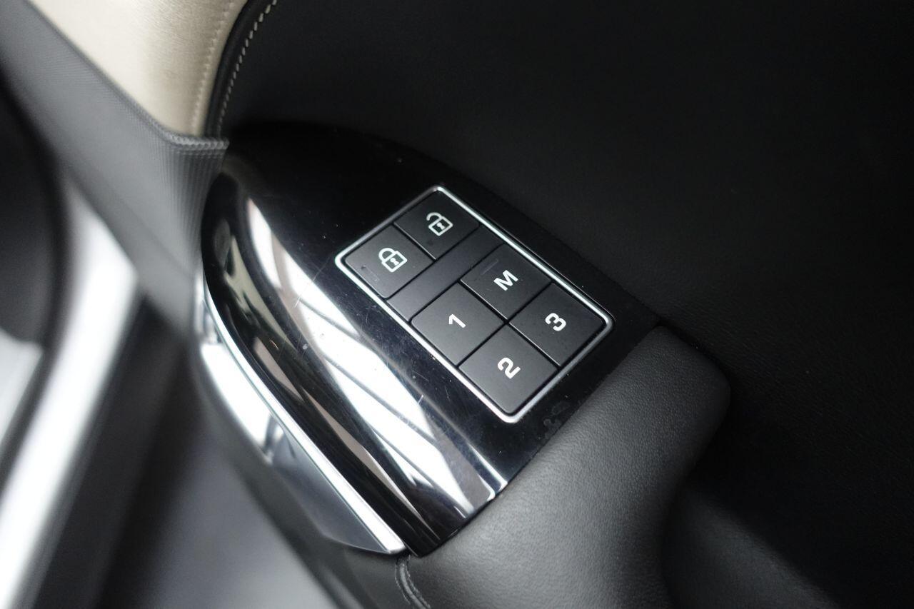 Land Rover RANGE ROVER SPORT - Image 17