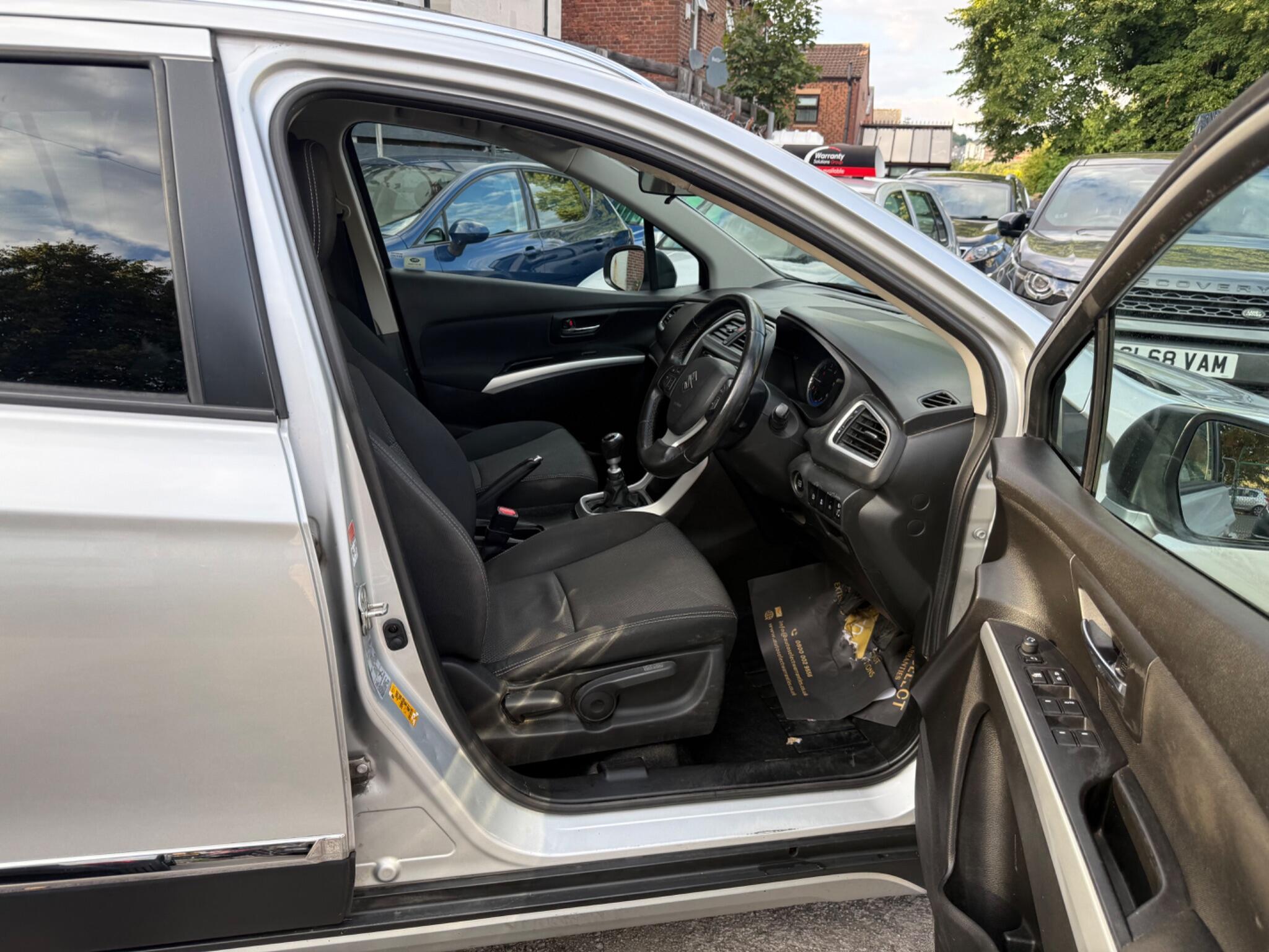 Suzuki SX4 S-Cross - Image 20