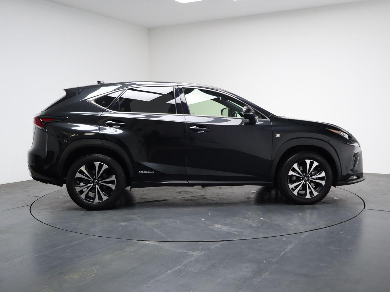 Lexus NX - Image 14