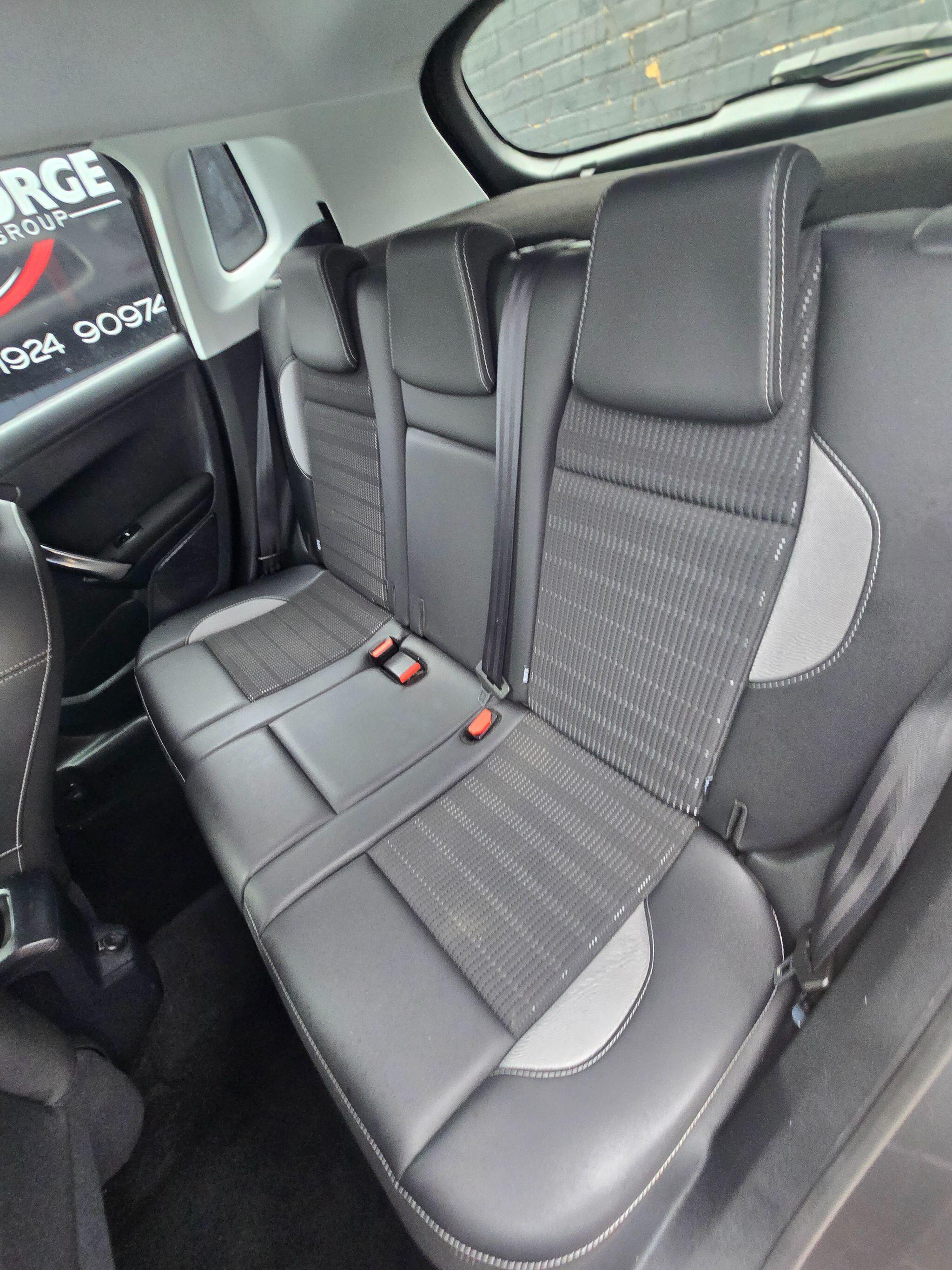 Peugeot 2008 - Image 40