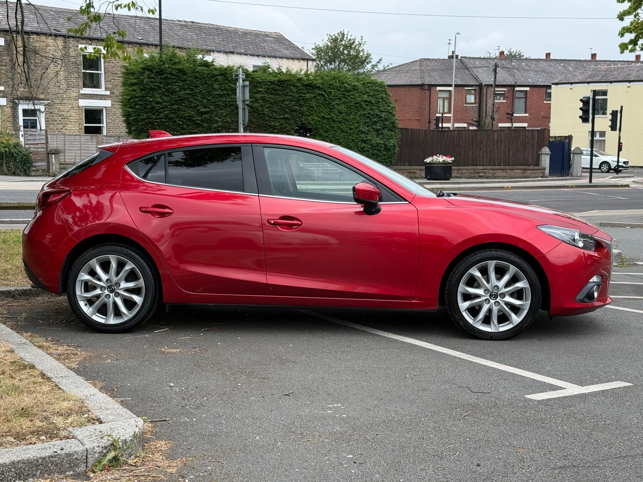 Mazda MAZDA3 - Image 7