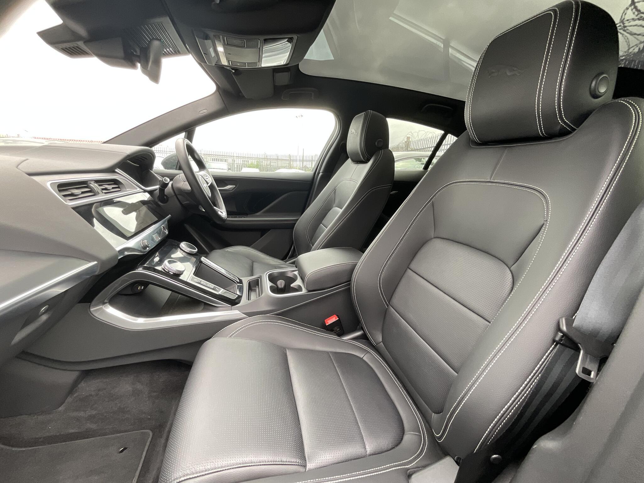 Jaguar I-Pace - Image 18