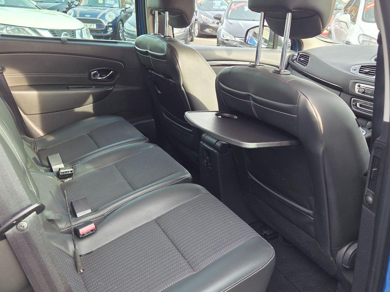 Renault Scenic - Image 18