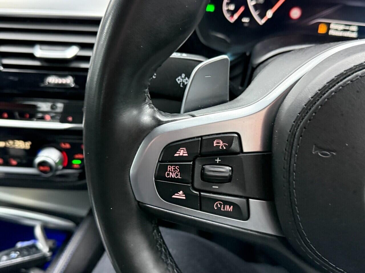 BMW 5 Series - Image 19