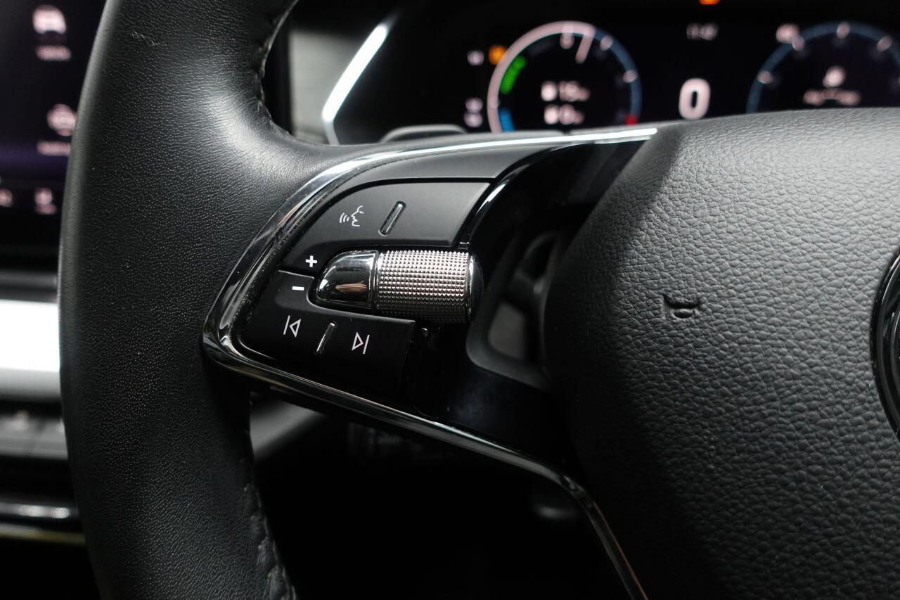 Skoda Octavia - Image 42