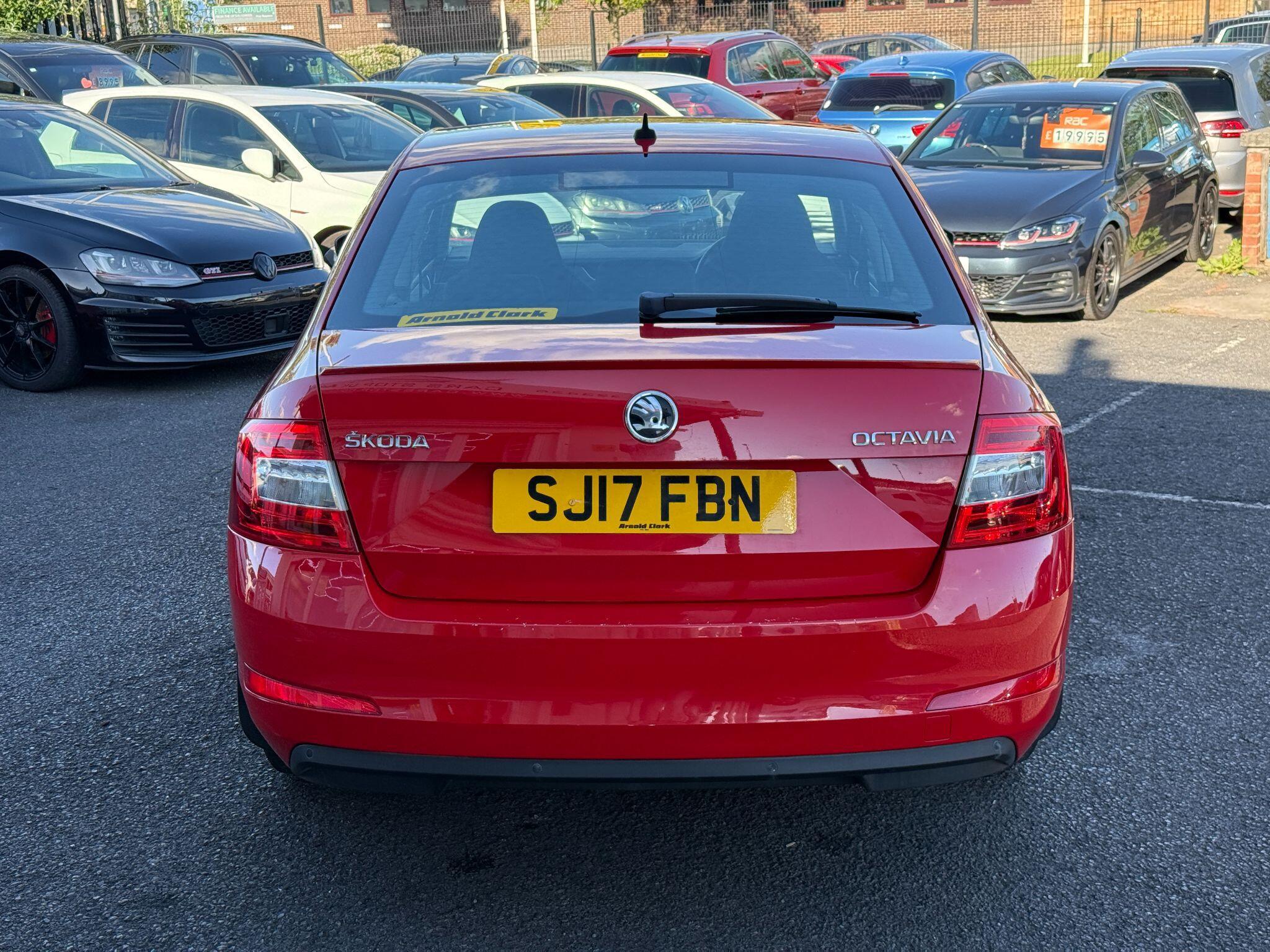 Skoda Octavia - Image 15