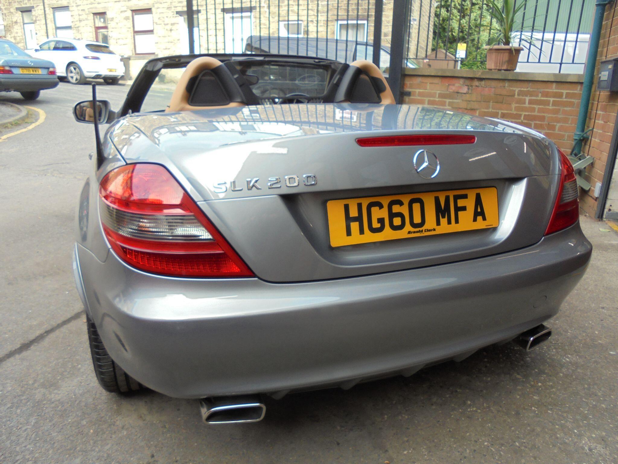 Mercedes SLK - Image 7