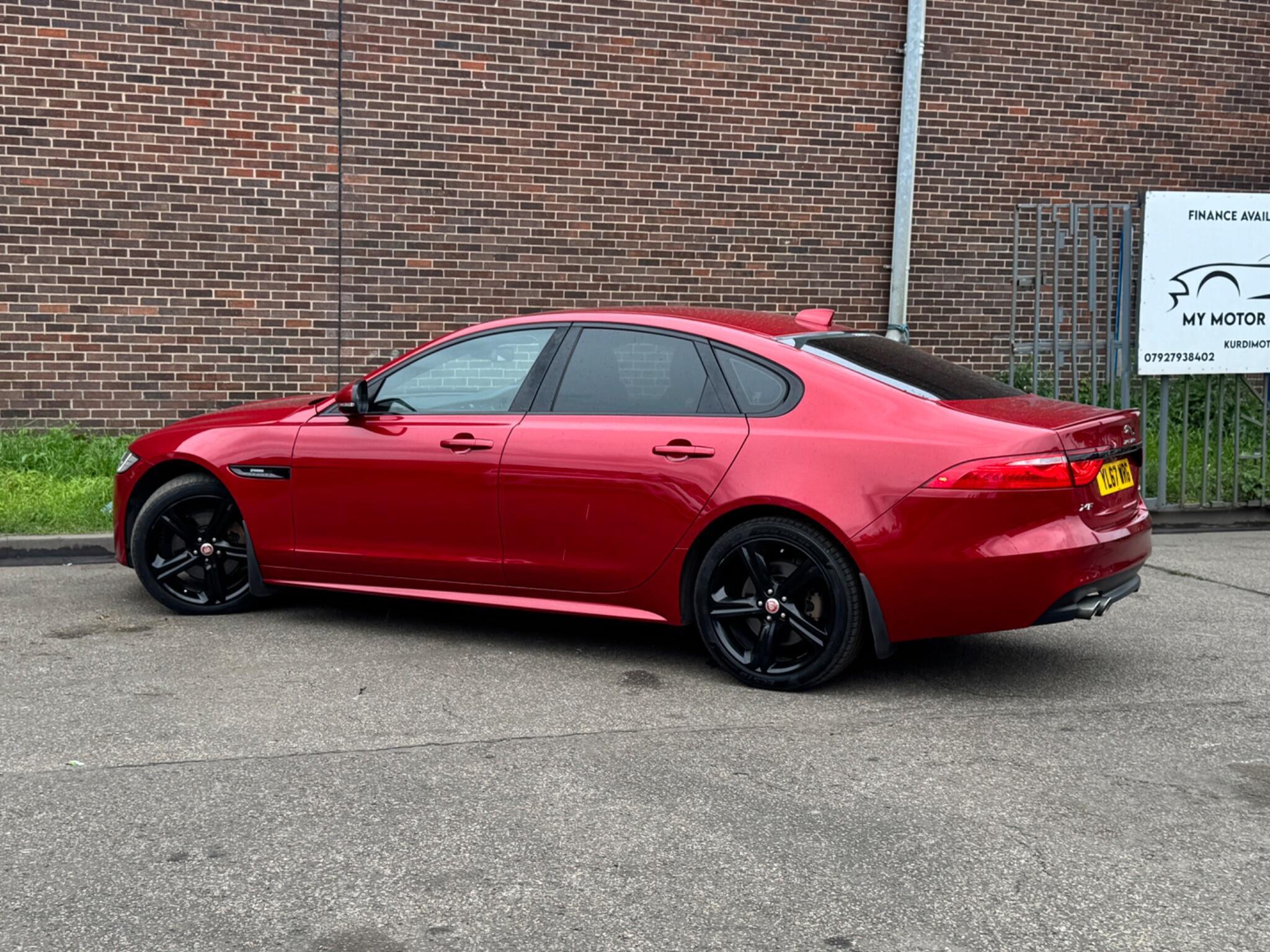 Jaguar XF - Image 15