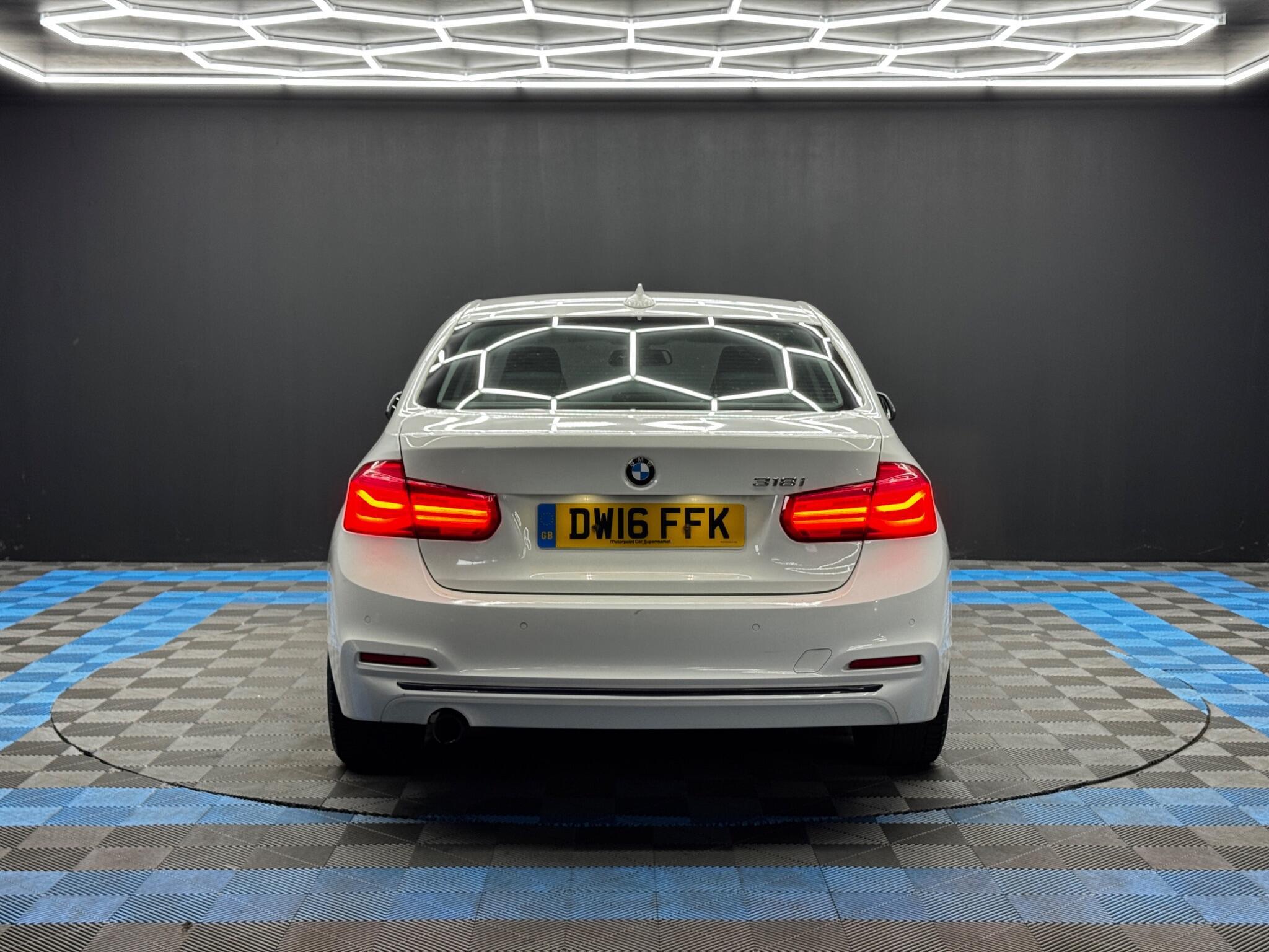 BMW 3 Series - Image 6