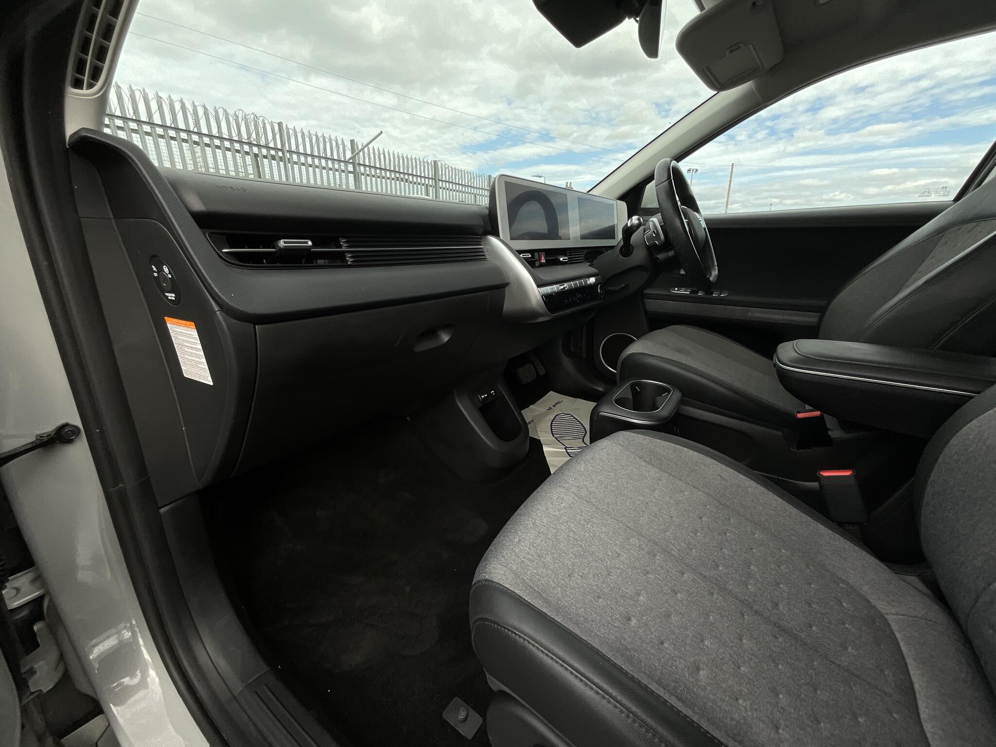 Hyundai Ioniq 5 - Image 19