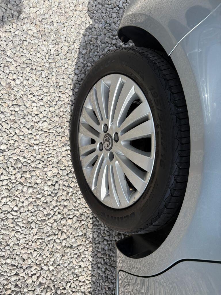 Vauxhall Corsa - Image 18