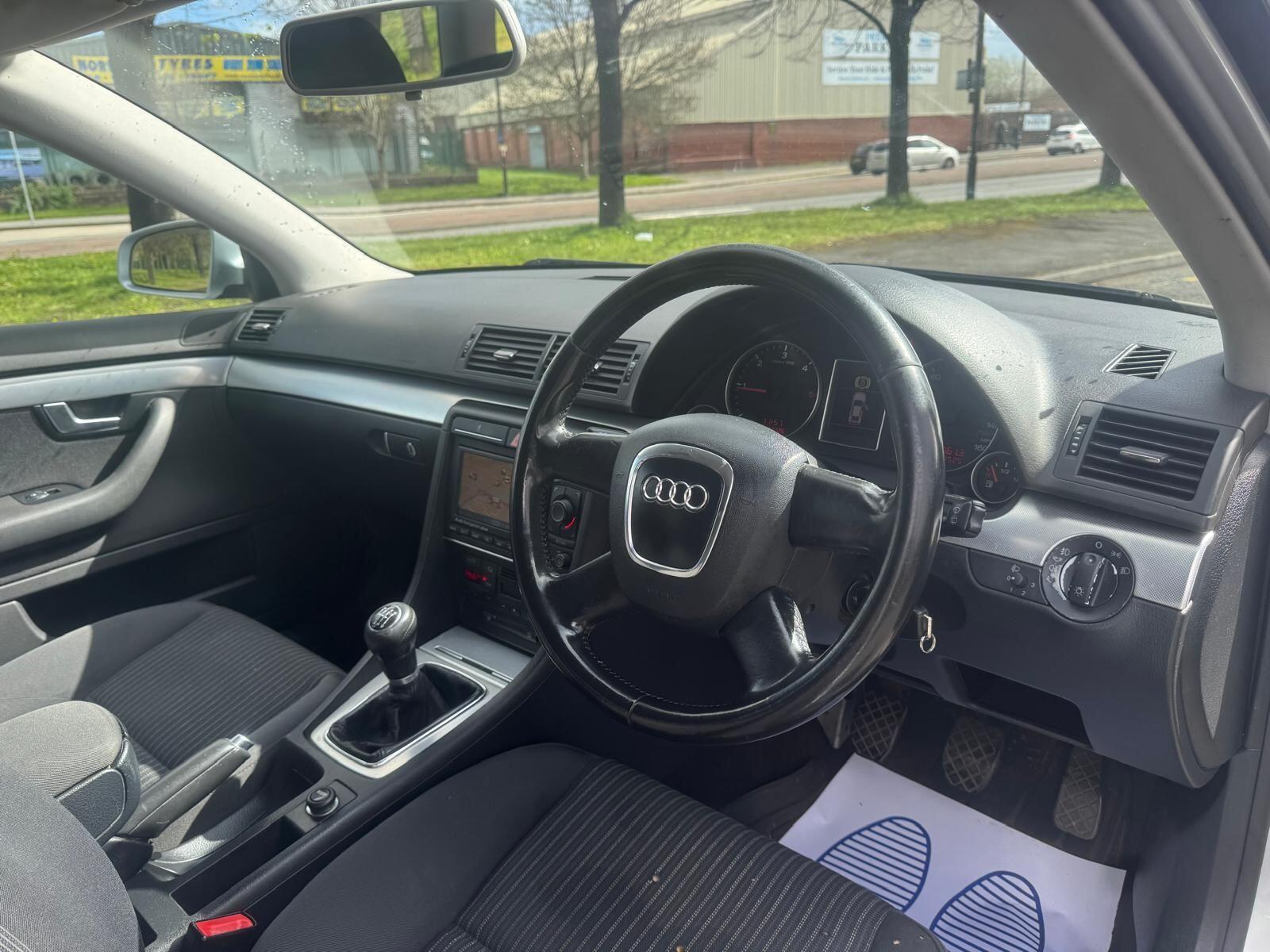 Audi A4 Avant - Image 14