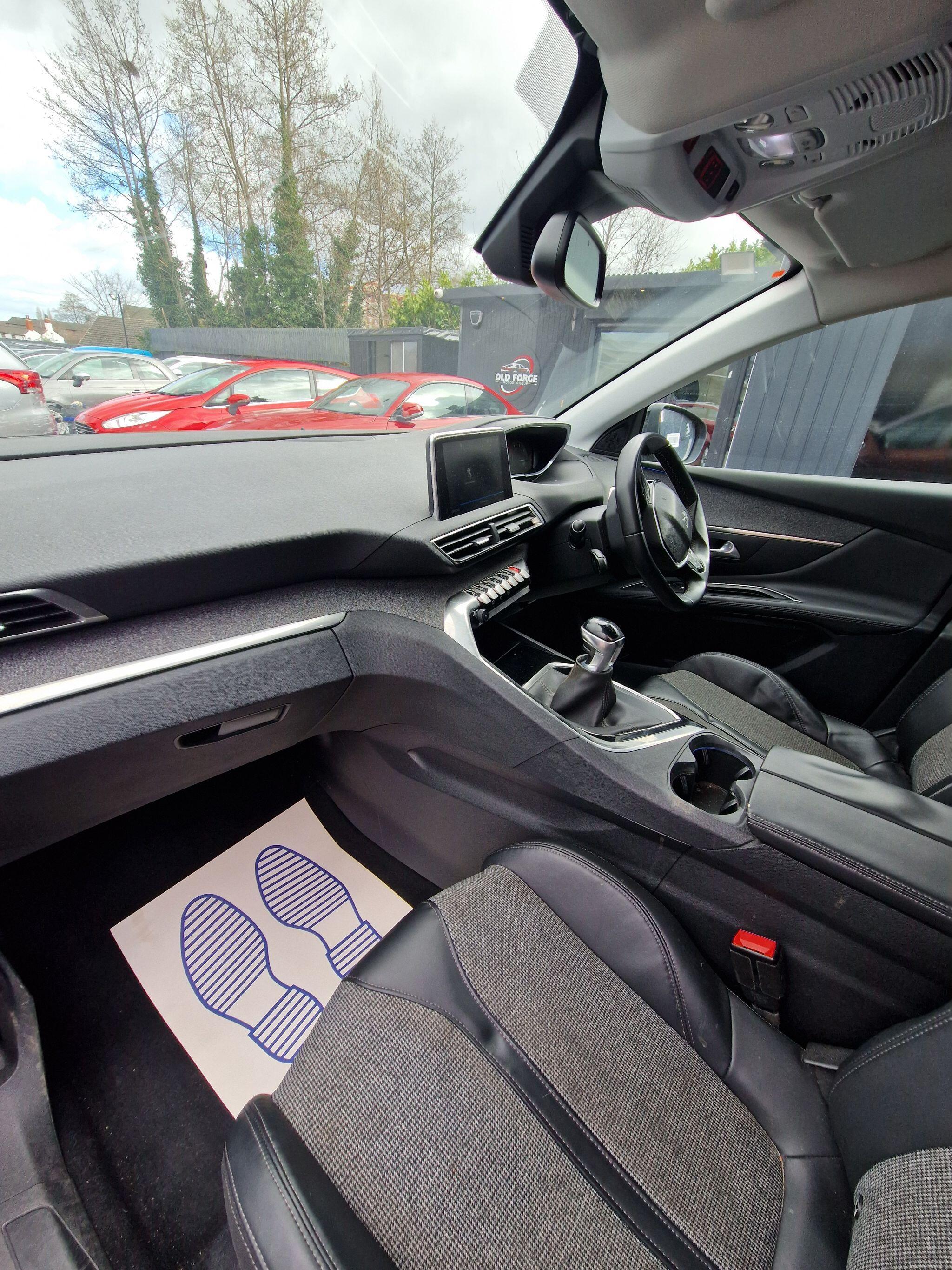 Peugeot 3008 - Image 36