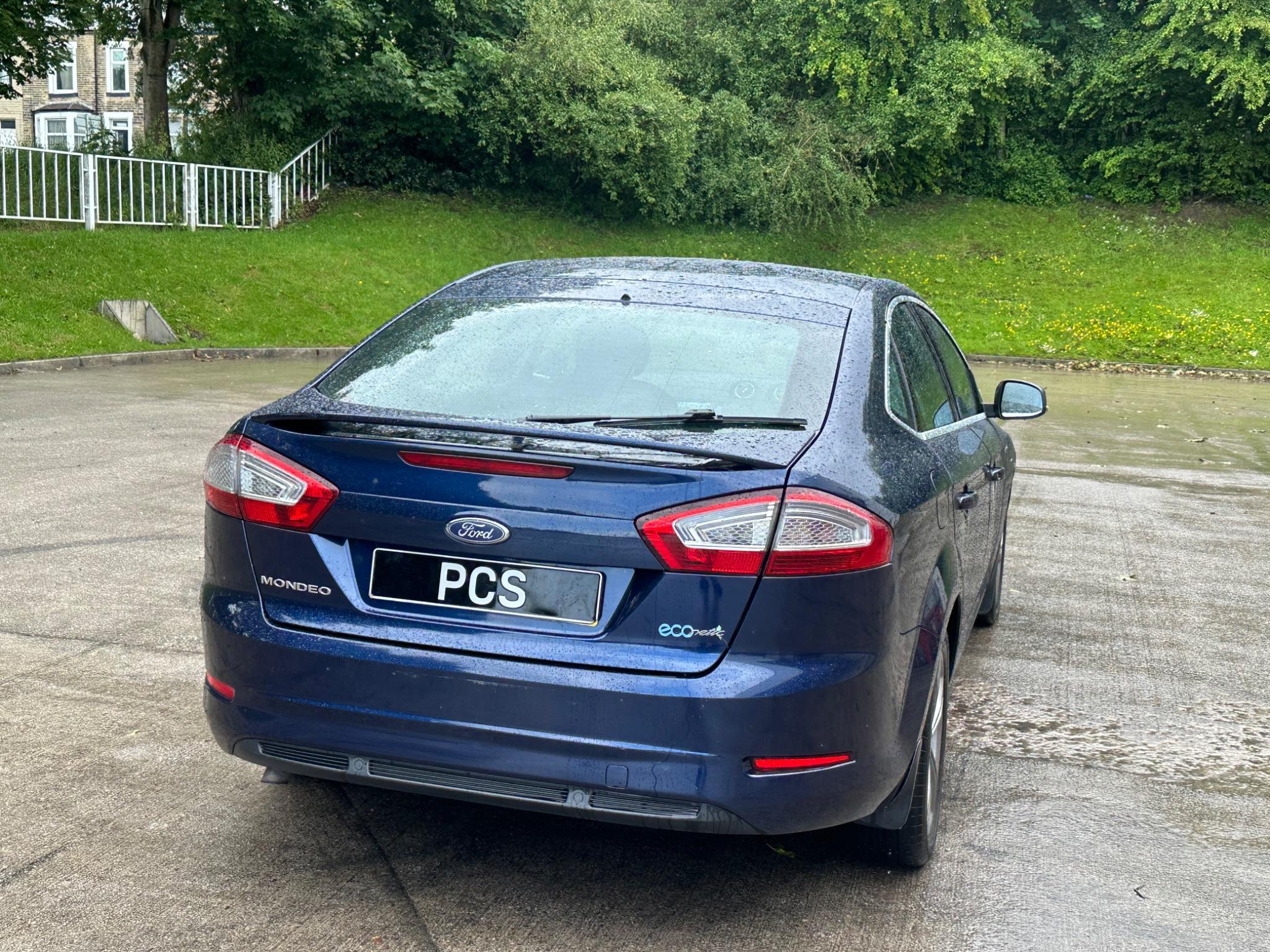 Ford Mondeo - Image 42