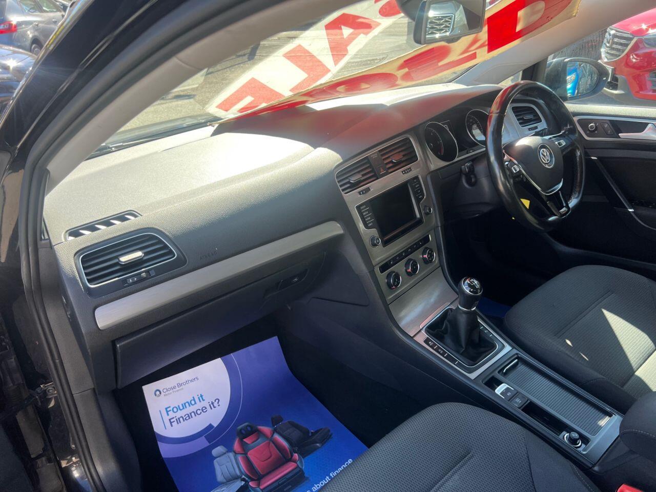 Volkswagen Golf - Image 17