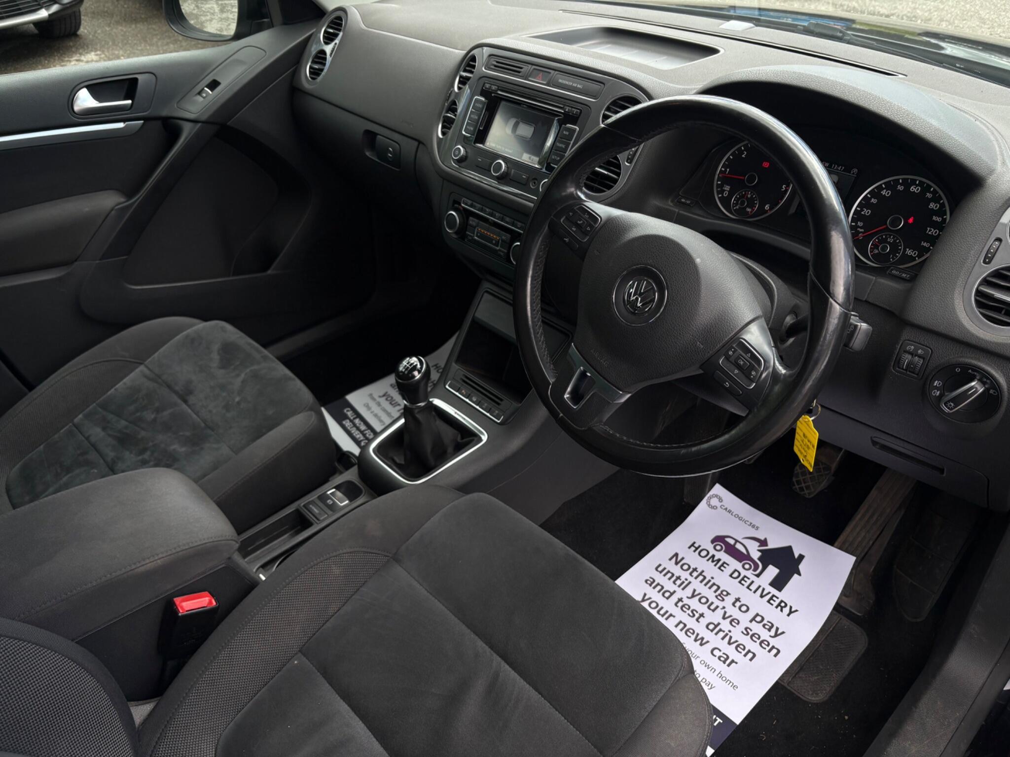 Volkswagen Tiguan - Image 30