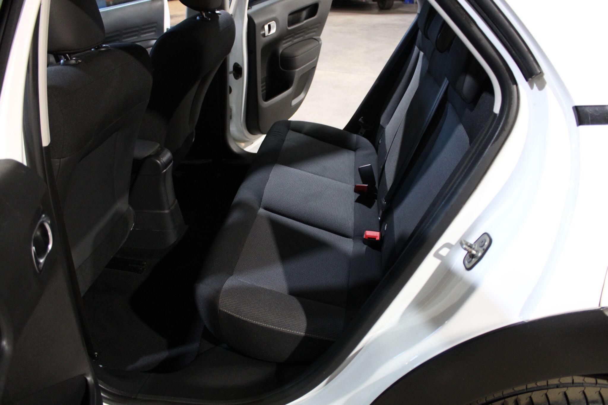 Citroen C4 Cactus - Image 29