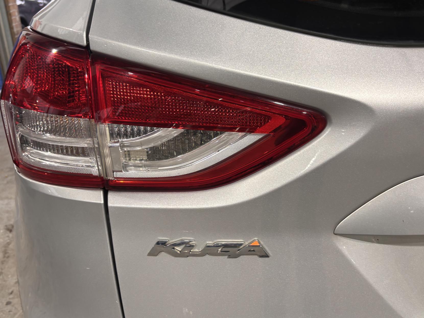 Ford Kuga - Image 9
