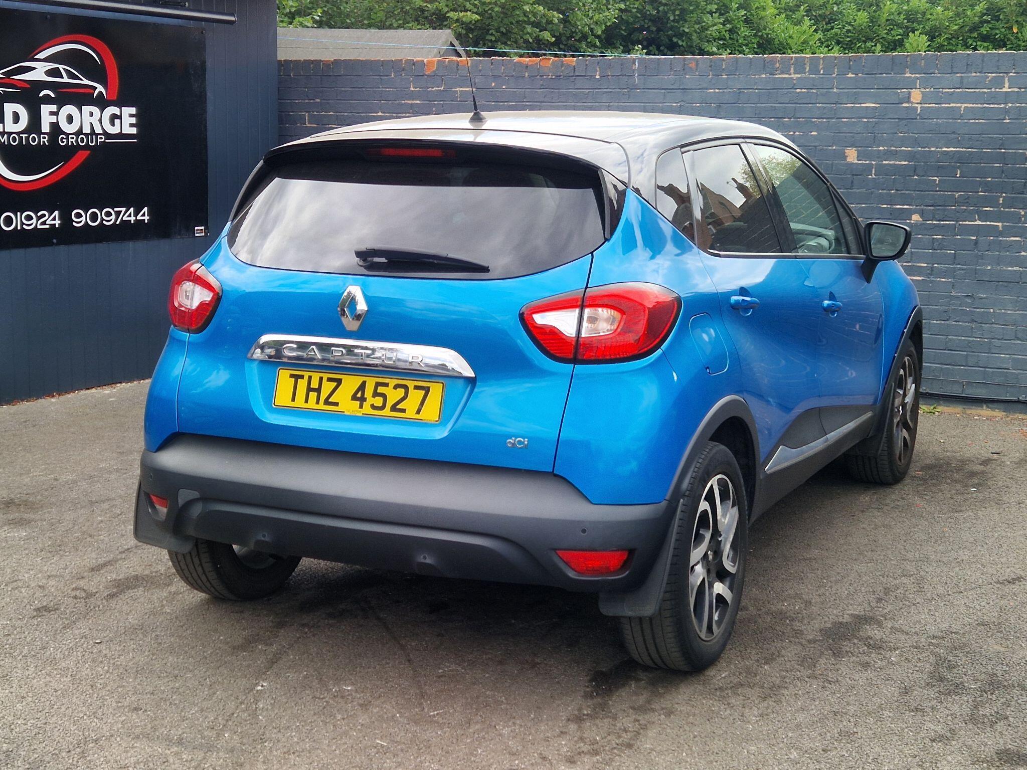 Renault Captur - Image 10