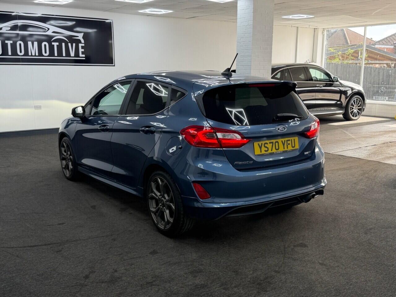 Ford Fiesta - Image 8