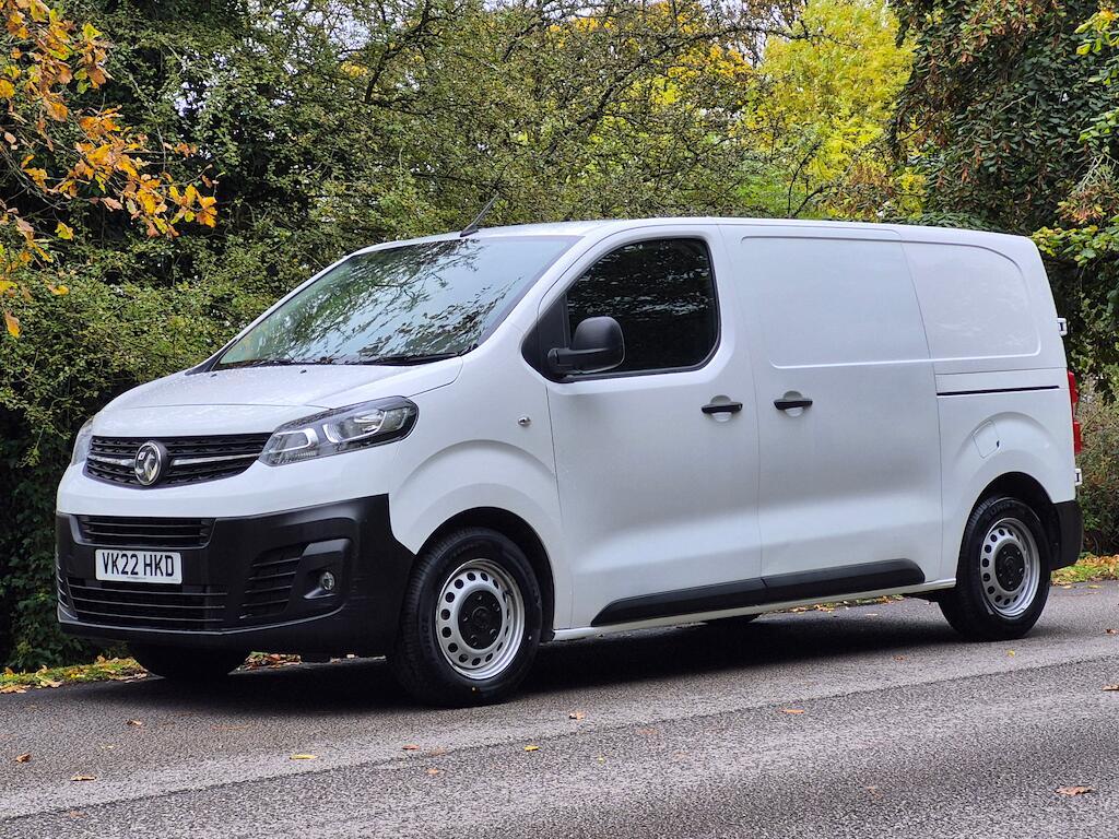 Vauxhall Vivaro - Image 2