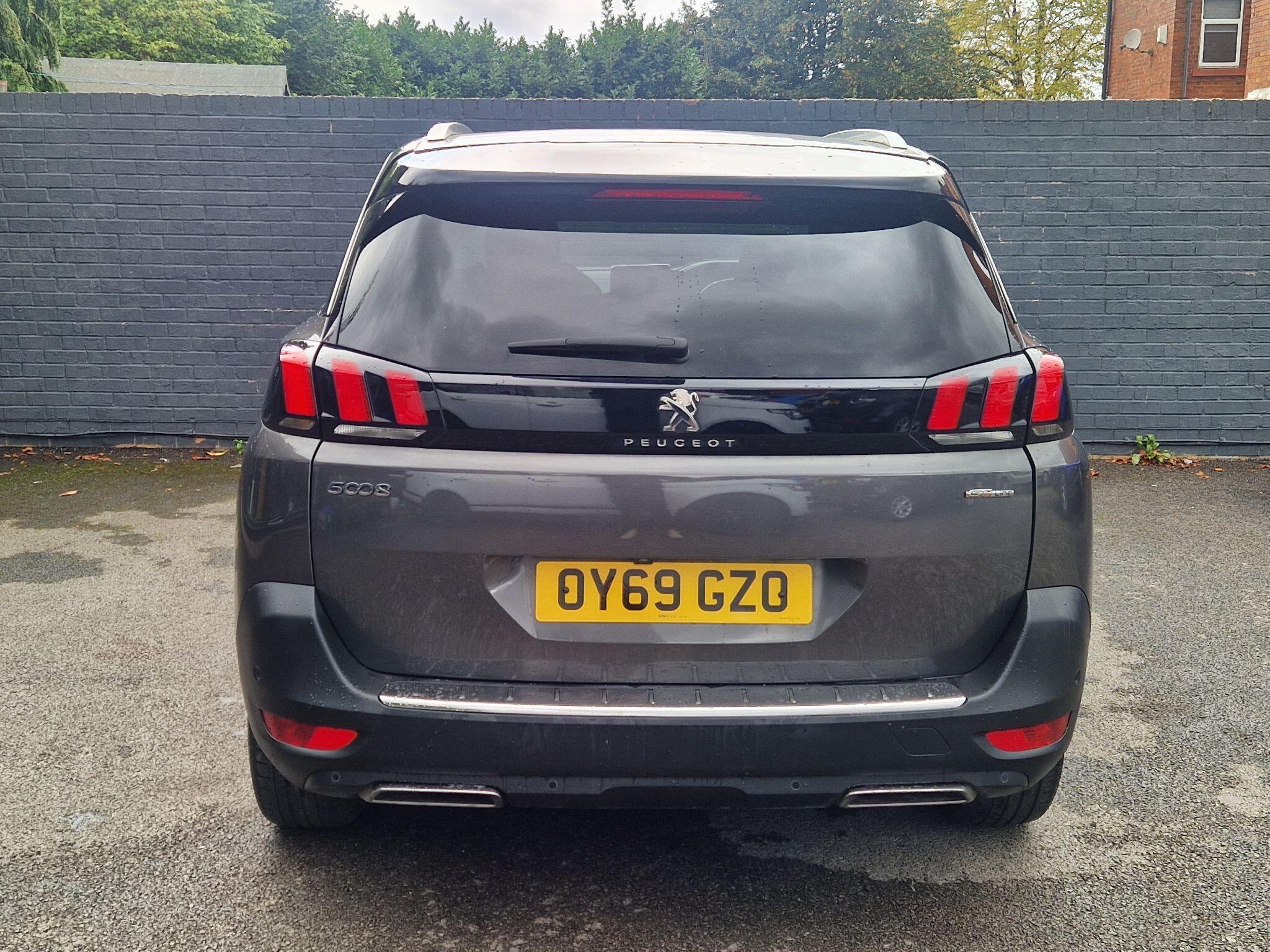 Peugeot 5008 - Image 9