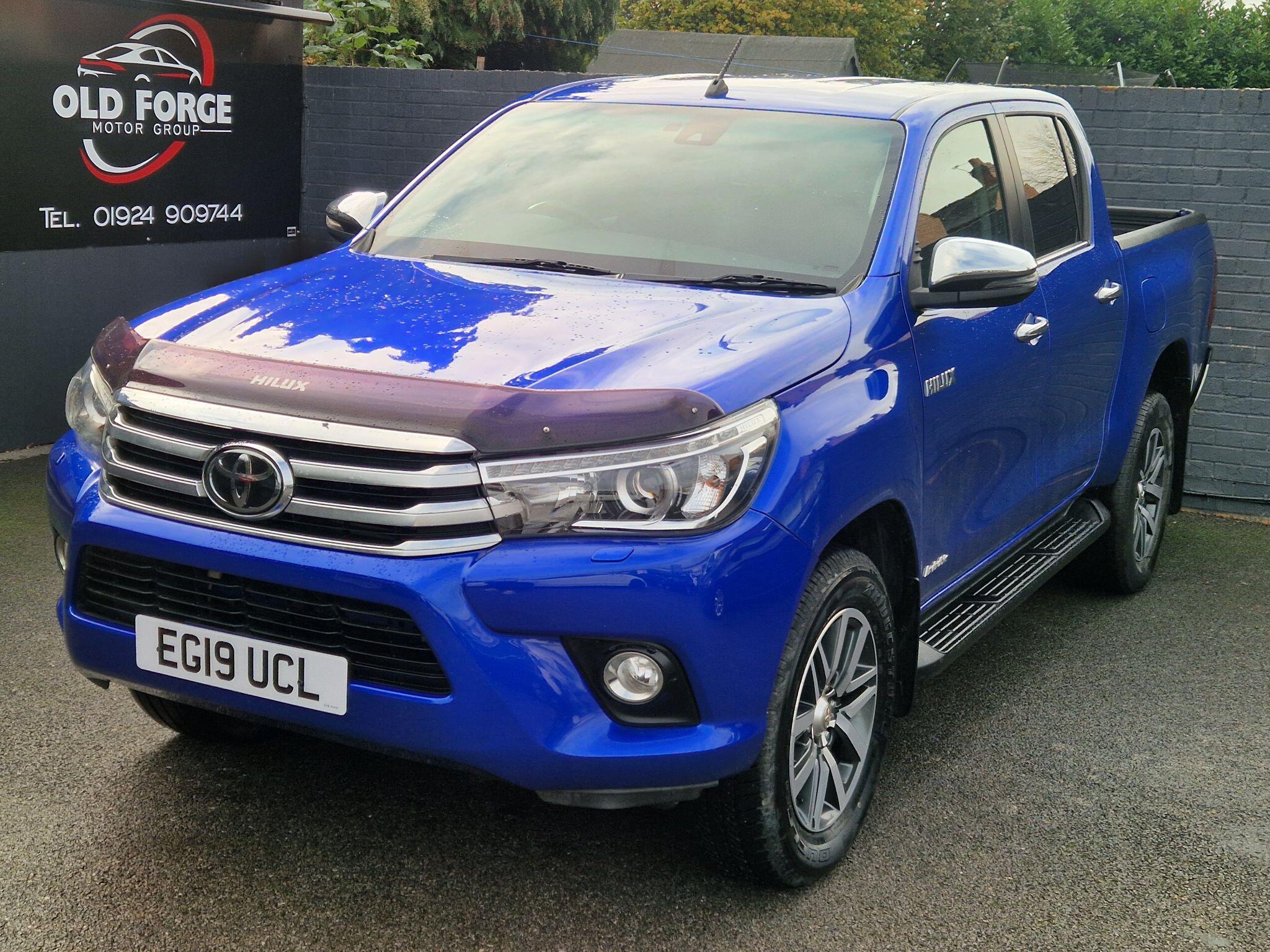 Toyota Hilux - Image 5