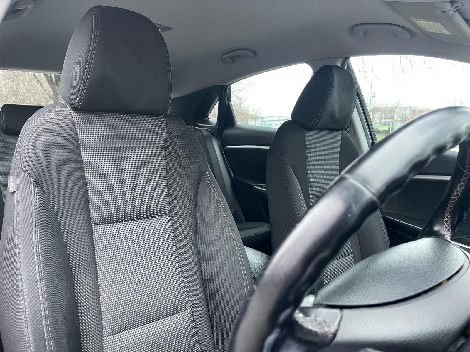 Hyundai i30 - Image 21