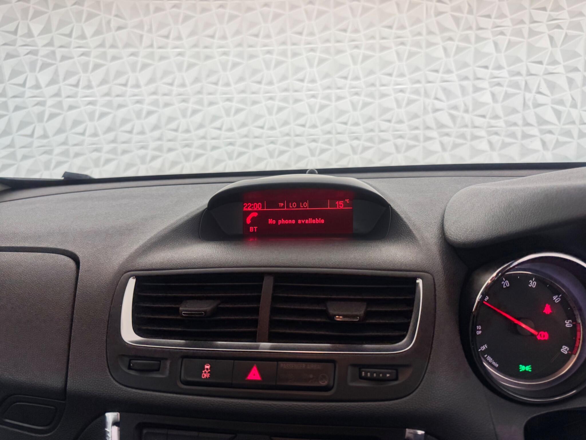 Vauxhall Mokka - Image 29