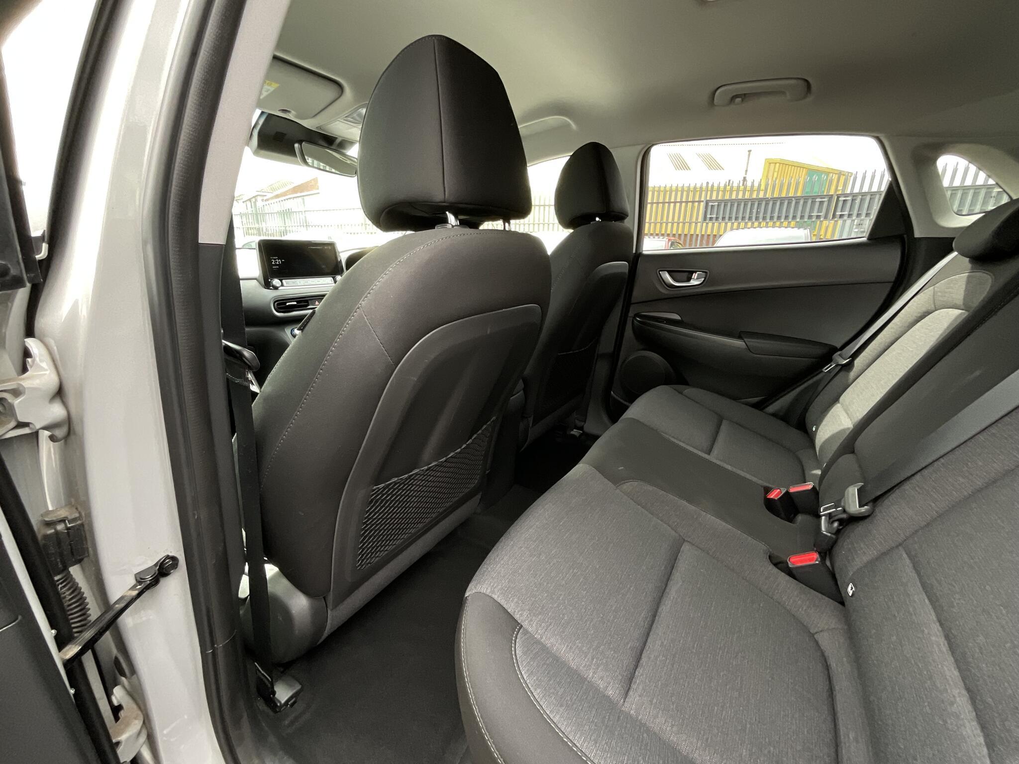 Hyundai Kona - Image 13