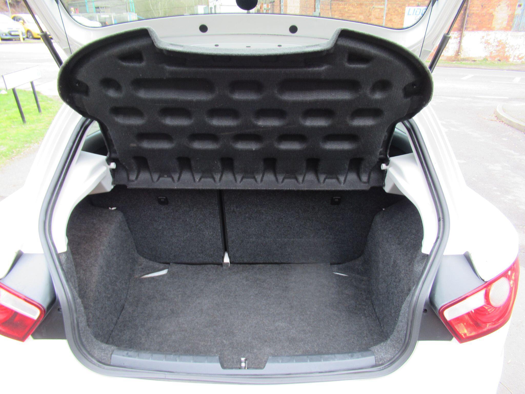 SEAT Ibiza - Image 18