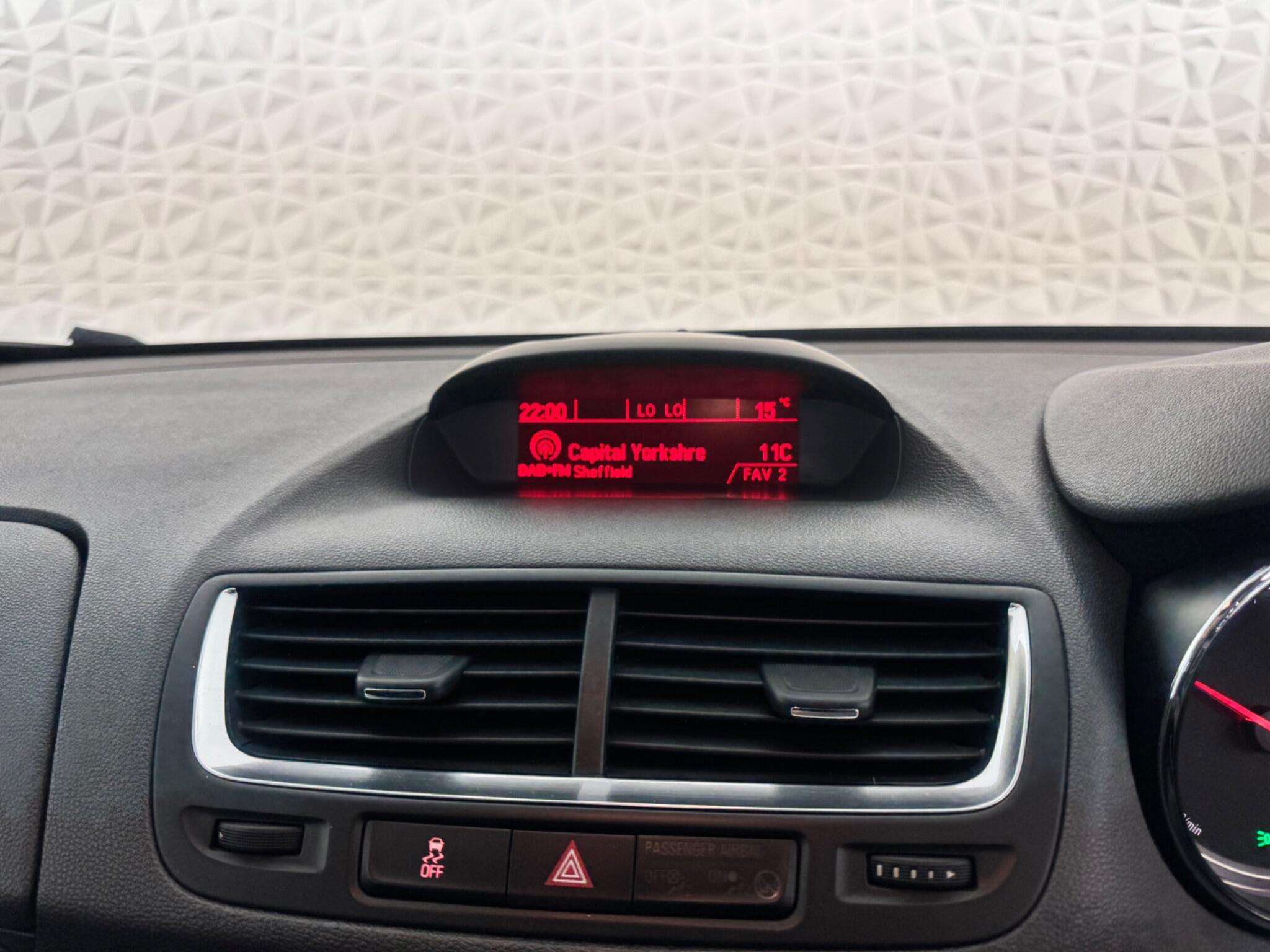 Vauxhall Mokka - Image 30