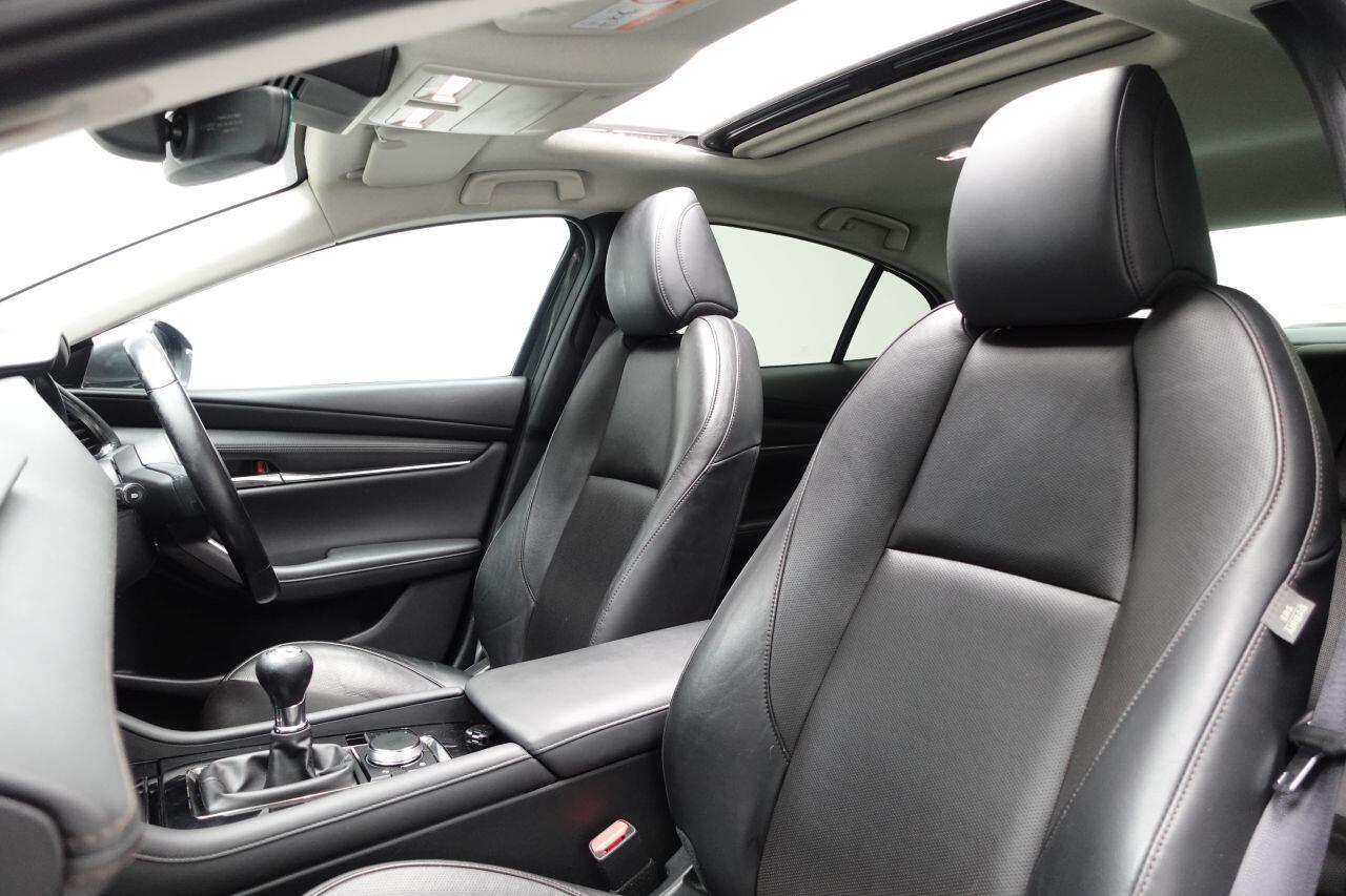 Mazda MAZDA3 - Image 25