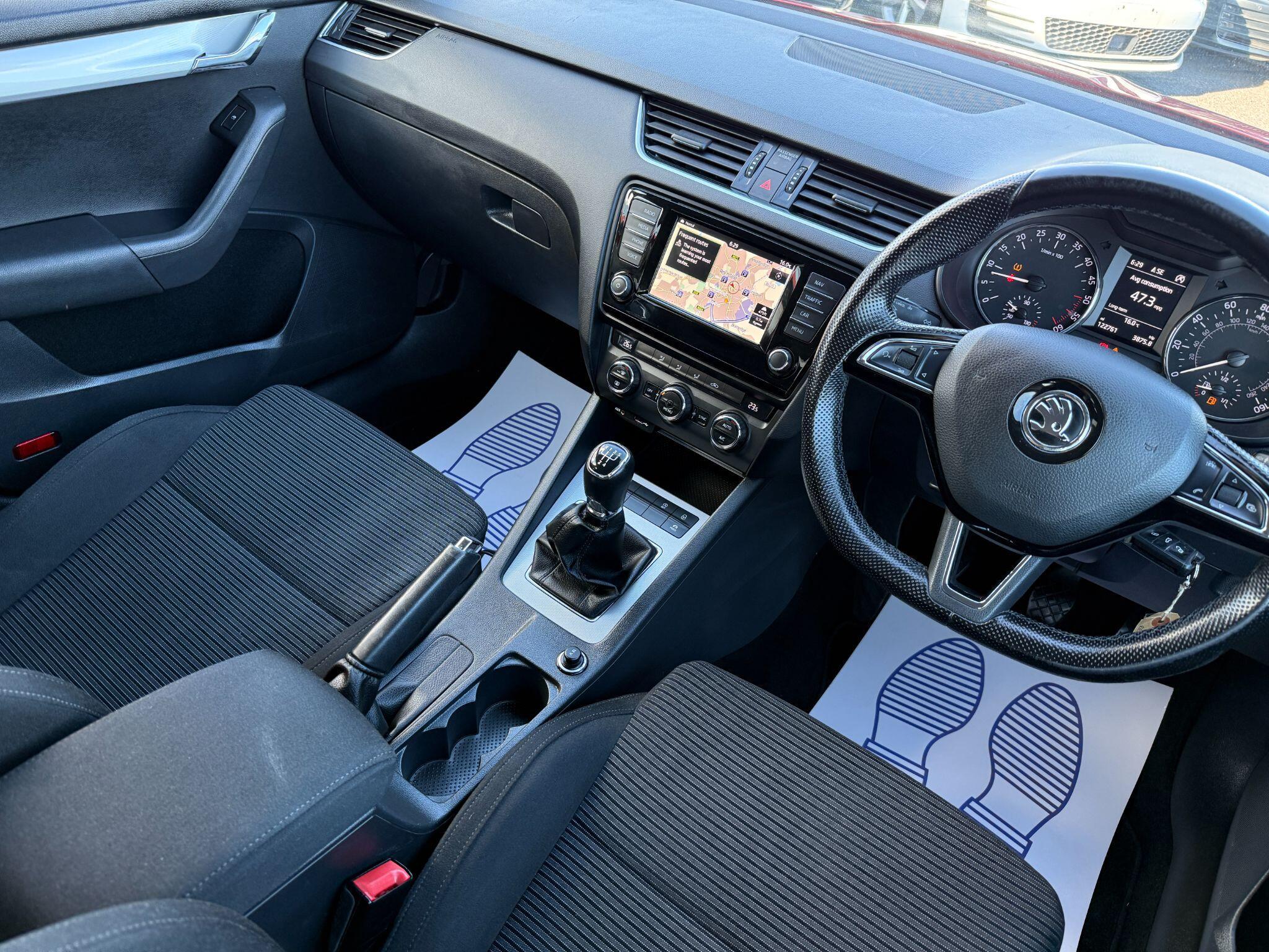 Skoda Octavia - Image 42