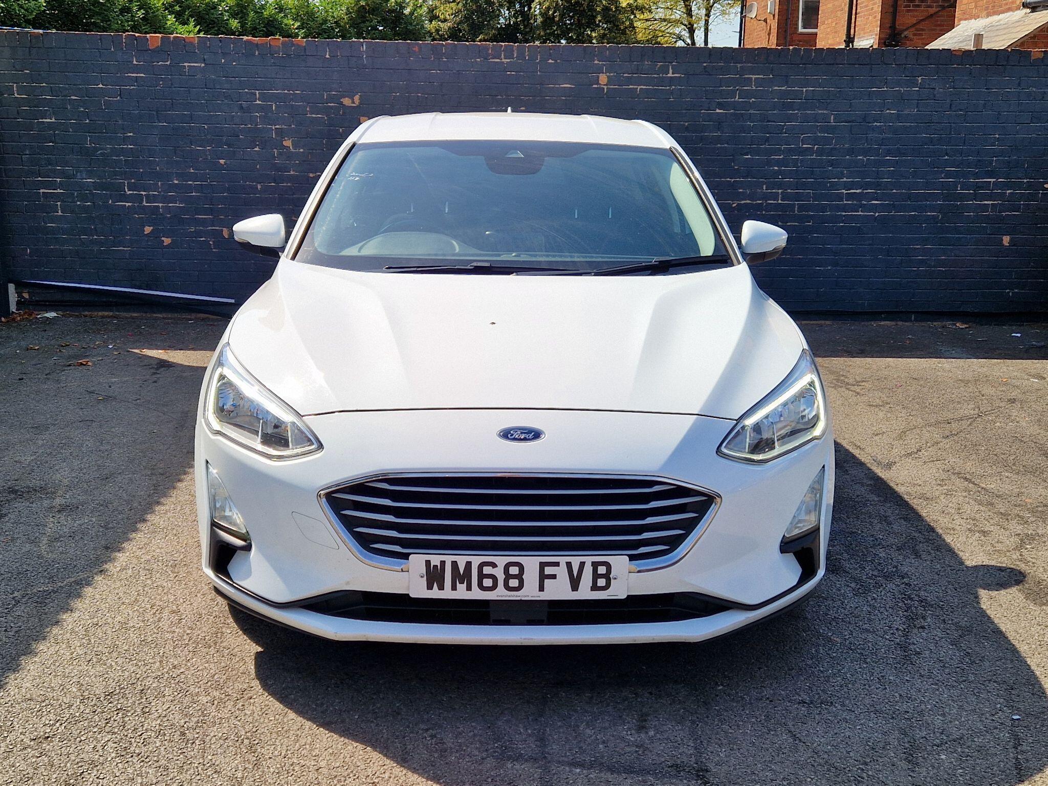 Ford Focus - Image 11
