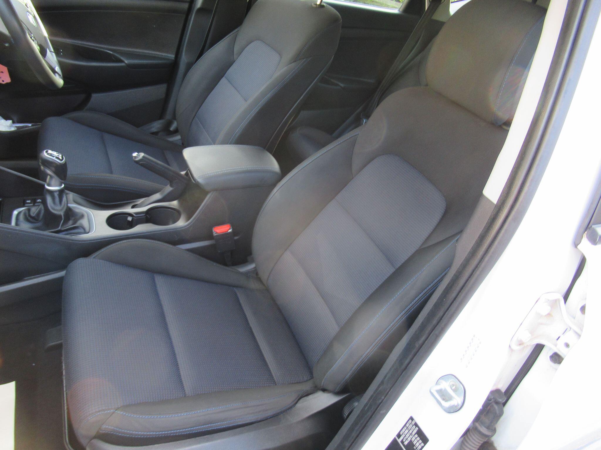 Hyundai Tucson - Image 14
