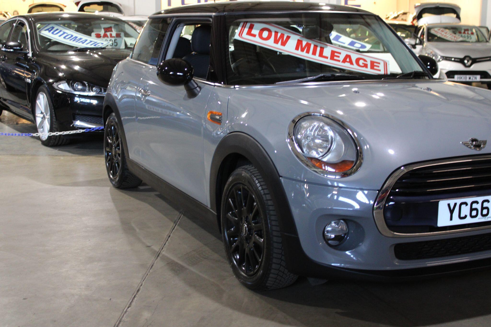 MINI Hatch - Image 7