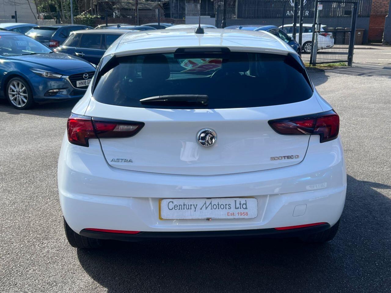 Vauxhall Astra - Image 13