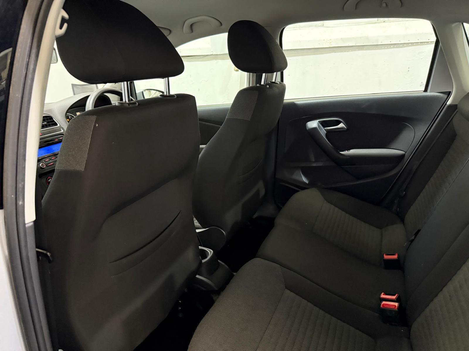 Volkswagen Polo - Image 30