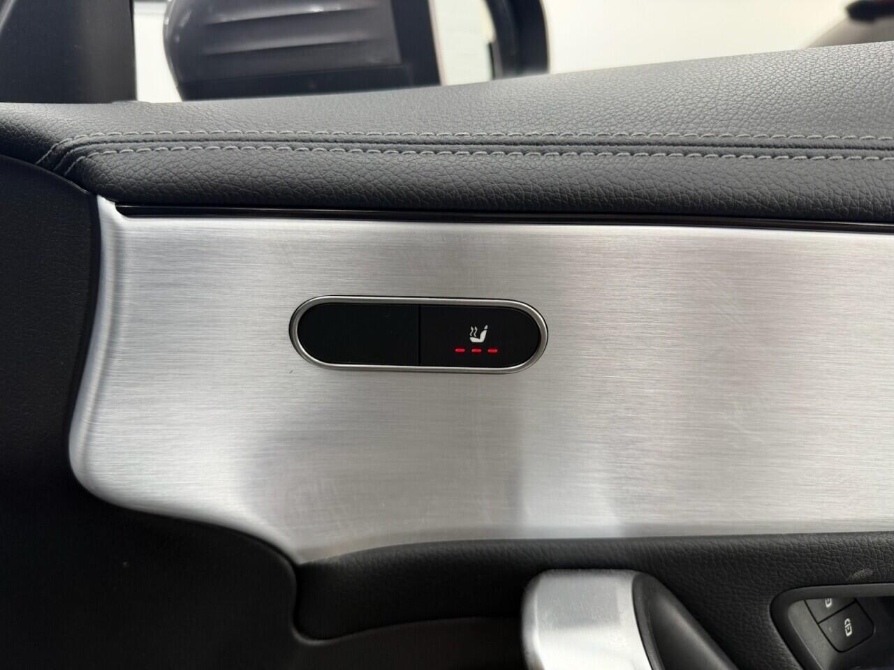 Mercedes-benz CLA - Image 13